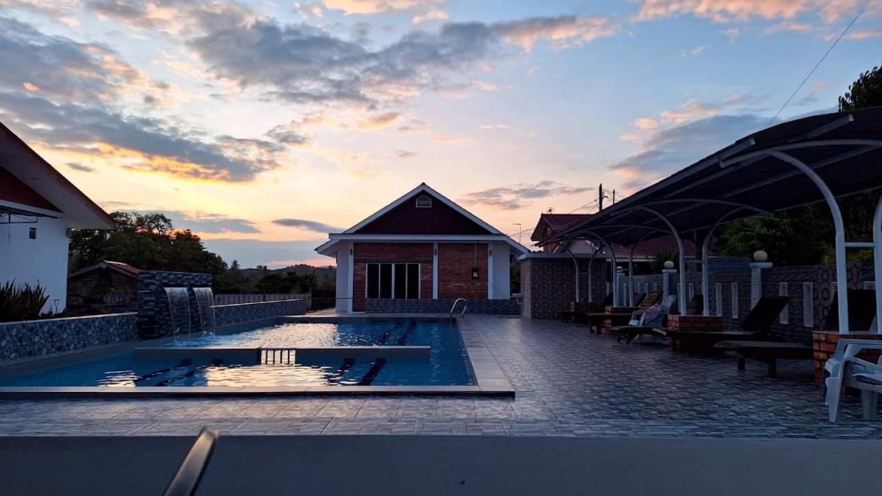The Nutshell Chalet Langkawi Pantai Cenang  Ngoại thất bức ảnh